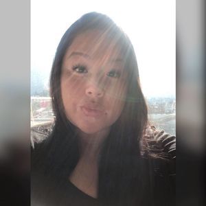 Meet your Posher, Michaela